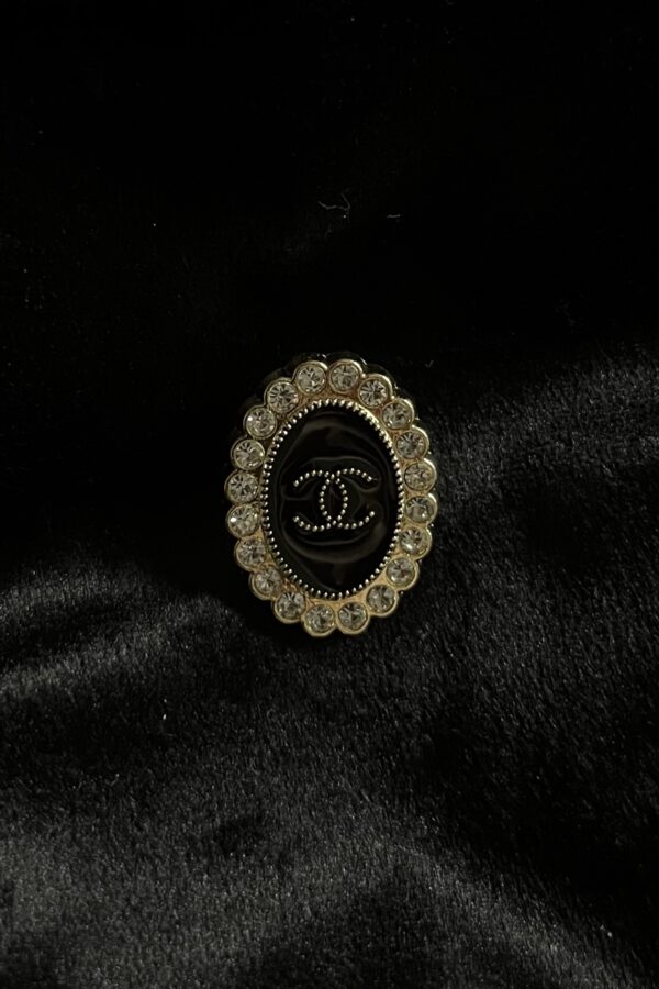 Chanel Kader Charm Zwart - Metal