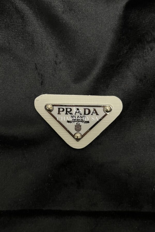 Prada Charm Wit - Metal