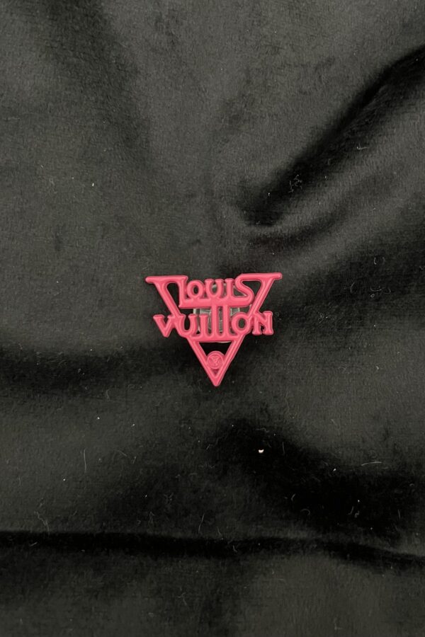 Louis Vuitton Charm Roze - Metal