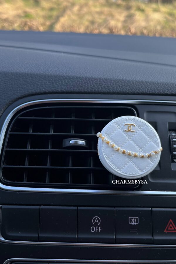 Car Charm - C - Tas - Wit